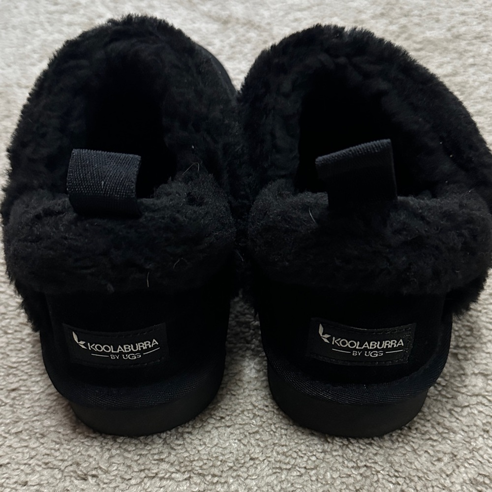Koolaburra By UGG Black Fuzzy Shoes